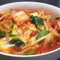 ☆GSSQHY☆'s cooksnap of when they made ちょい辛！キムチトマトラーメン.