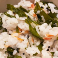 あゆkari's cooksnap of when they made わかめと桜えびの簡単まぜご飯.