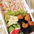 RIKOTORA's cooksnap of when they made 鮭フレークとごまのオイルおにぎり.