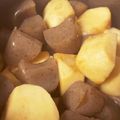 Tama♬'s cooksnap of when they made 懐かしの味里芋とこんにゃくの煮っころがし.
