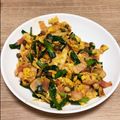梅。料理修行中's cooksnap of when they made しめじとベーコンの玉子炒め.