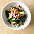 ちびマユ's cooksnap of when they made ほうれん草と舞茸のベーコン炒め.