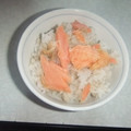 きらり流れ星's cooksnap of when they made 簡単☆鮭ごはん.