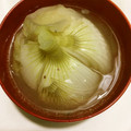 sakutakuhitoshu's cooksnap of when they made とろうま♥新たまねぎの丸ごとスープ.