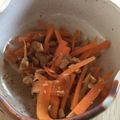 およそ's cooksnap of when they made にんじんのクルミあえ.