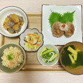 Ume星cafe's cooksnap of when they made 桜海老と新生姜の炊き込みご飯.