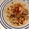 クックY17585☆'s cooksnap of when they made 簡単ヘルシー☆鶏胸挽肉の中華風もやし炒め.