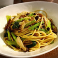 クックTFUV3I☆'s cooksnap of when they made きのことベーコンほうれん草の和風パスタ♪.