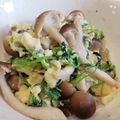 みつ葉♪'s cooksnap of when they made 白だしで簡単！豆苗としめじの卵炒め.