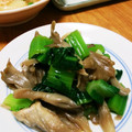 ばく★ちく's cooksnap of when they made 小松菜と舞茸のピリ辛おひたし.
