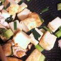 クックUSN7Z9☆'s cooksnap of when they made 離乳食完了期 厚揚げとニラのそぼろ炒め.