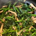 クック5MUT1U☆'s cooksnap of when they made 簡単うまうま摘み菜のガーリック炒め.