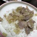 ☆sinnkuro★'s cooksnap of when they made 簡単温たま豚丼♪牛丼 幼児にも.