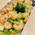 megurinsas's cooksnap of when they made えびマヨとアボカドサラダ.