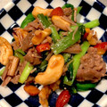 クックY17585☆'s cooksnap of when they made 簡単！牛肉とニラとクルミの炒めもの.