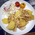 りいママPAD's cooksnap of when they made 豚バラ肉とじゃがいものバターポン酢炒め.