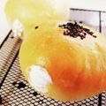 MIZU14's cooksnap of when they made ふんわり☆もっちり生クリームあんパン.
