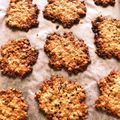 かえる3344's cooksnap of when they made オートミールクッキー…チーズ風味….