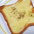 あさここなっつ's cooksnap of when they made 簡単ガーリックトースト.