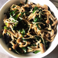 アココ☆'s cooksnap of when they made 簡単♪ニラとしめじの塩昆布和え.