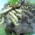 まな姫's cooksnap of when they made 牛肉とシメジのにんにくバター醤油.