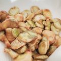 ♡心身満腹し隊ママ♡'s cooksnap of when they made 【ミーノ風】そら豆の素揚げスナック.