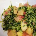 ＊＊カヲル＊＊'s cooksnap of when they made ニンニク香る豆苗とベーコンとエリンギ炒め.