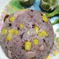 フレンチブルブル's cooksnap of when they made *魚肉ソーセージとコーンのおにぎり*.