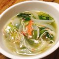 ちゃちゃまる26's cooksnap of when they made 青梗菜･新玉ねぎ･カニカマの中華スープ煮.