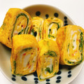 Ulala⑅'s cooksnap of when they made 三つ葉と白だしの玉子焼き.