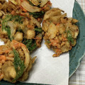 Etsu☆ko's cooksnap of when they made これぞWエビ風味✿三つ葉と海鮮のかき揚げ.