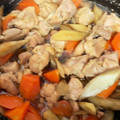 クックHNU00A☆'s cooksnap of when they made staubで♪鶏とごぼうとにんじんの煮物.