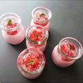 ☆トミィ★'s cooksnap of when they made 苺とヨーグルトのパンナコッタ.