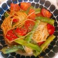 ぴょん2929's cooksnap of when they made アスパラのアンチョビトマトソースパスタ.