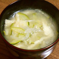お塩と砂糖's cooksnap of when they made ズッキーニと玉ねぎとお揚げさんの味噌汁.