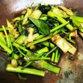 りょーこ0520's cooksnap of when they made 春には、山うどのキンピラ.