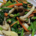 さちへ♪'s cooksnap of when they made ほうれん草と彩り野菜のニンニク風味炒め.