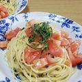 ねこのおかあさん☆'s cooksnap of when they made 簡単トマト・サーモン・大葉の冷製パスタ.