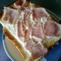 クックGGLXTL☆'s cooksnap of when they made ランチに♪ベーコンペッパーチーズトースト.