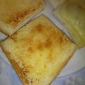 レアレアチーズ's cooksnap of when they made ガーリックバター醤油トースト.