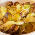 Leonala's cooksnap of when they made あさりとキャベツの白ワイン蒸し.
