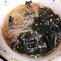 ぽんぽこ♩'s cooksnap of when they made 簡単!春雨とわかめのシャンタンスープ.