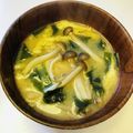 azbjbn's cooksnap of when they made 5分味噌汁！ワカメとしめじの味噌汁♪.