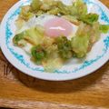 プルンバゴ's cooksnap of when they made 千切りキャベツ大量消費♪カレー巣ごもり卵.