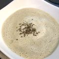 aintenough's cooksnap of when they made 【野菜ソムリエ】そらまめの冷製スープ.