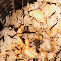 かわいいララちゃん's cooksnap of when they made 簡単☆サーモンのとひじきの炊き込みご飯.