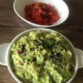 Yokchina's cooksnap of when they made メキシコ人祖父伝授！本格ワカモレとサルサ.