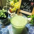 虹色♪︎ちゅーりっぷ's cooksnap of when they made 水菜(小松菜)とりんごバナナのスムージー.