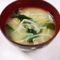 ふうはっちゃん's cooksnap of when they made 速攻完成！小松菜ともやしのお味噌汁.