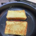 にな♪'s cooksnap of when they made レンジで時短！黄金比率のフレンチトースト.